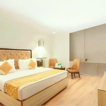 Hotel Almora Inn - Near By Delhi International Airport - With Free Airport Pickup And Drop Nowe Delhi Zewnętrze zdjęcie