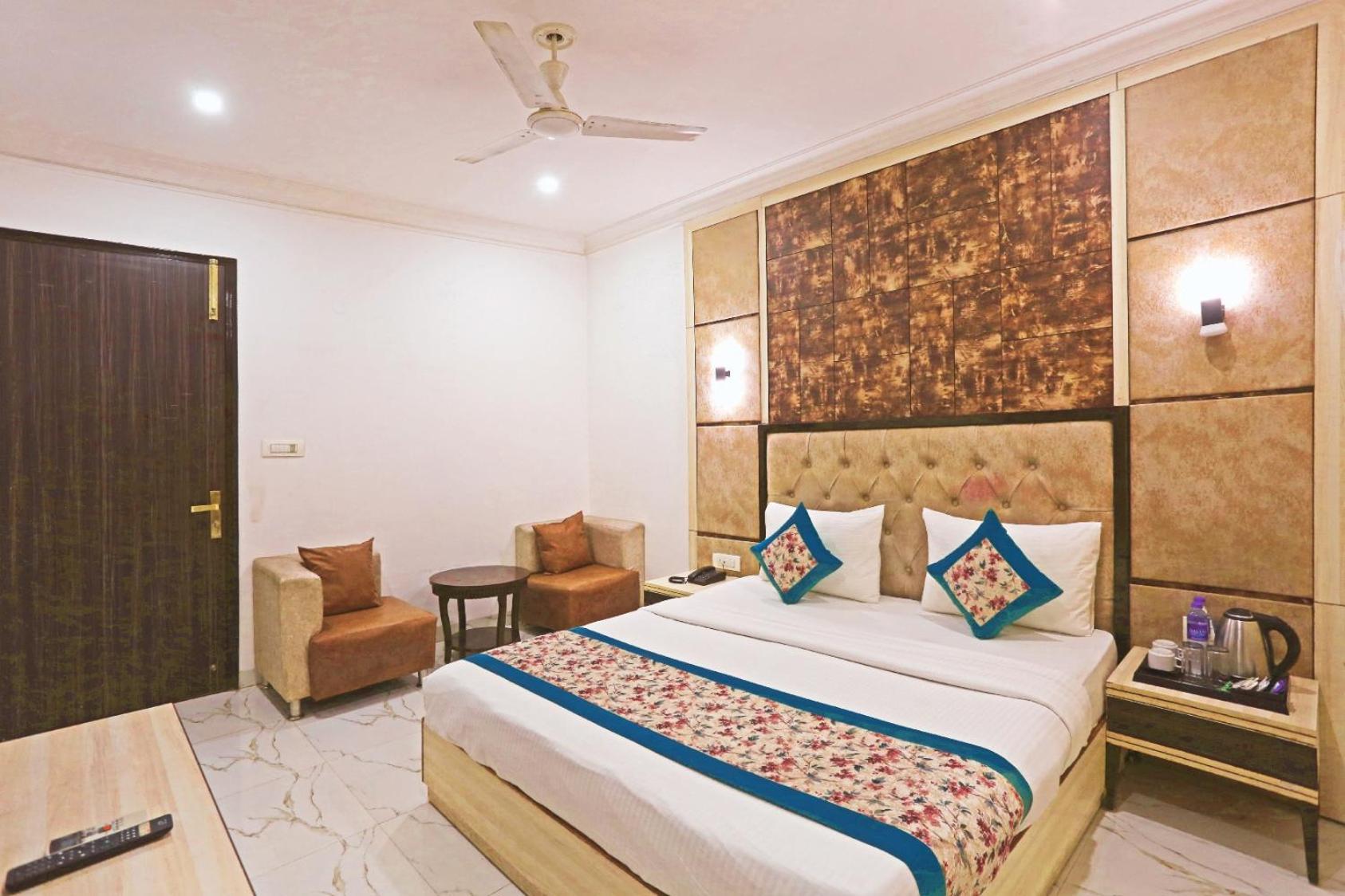 Hotel Almora Inn - Near By Delhi International Airport - With Free Airport Pickup And Drop Nowe Delhi Zewnętrze zdjęcie