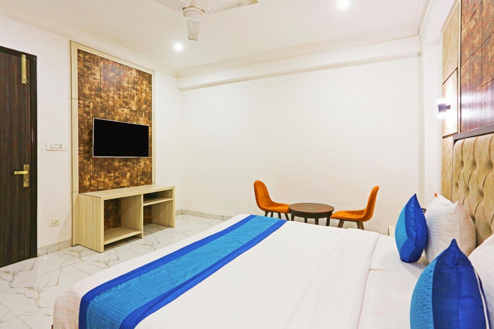 Hotel Almora Inn - Near By Delhi International Airport - With Free Airport Pickup And Drop Nowe Delhi Zewnętrze zdjęcie