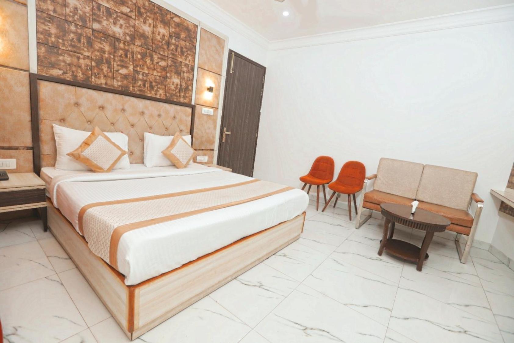 Hotel Almora Inn - Near By Delhi International Airport - With Free Airport Pickup And Drop Nowe Delhi Zewnętrze zdjęcie