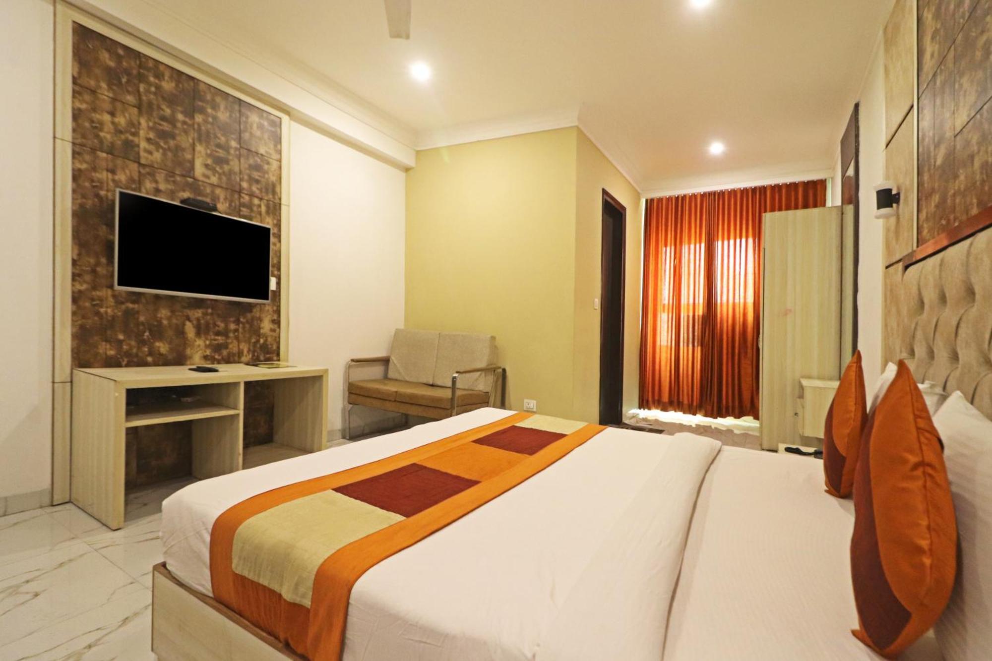 Hotel Almora Inn - Near By Delhi International Airport - With Free Airport Pickup And Drop Nowe Delhi Zewnętrze zdjęcie