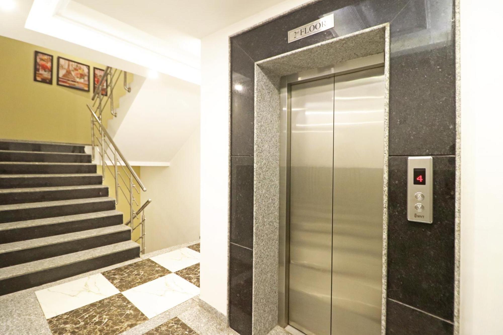 Hotel Almora Inn - Near By Delhi International Airport - With Free Airport Pickup And Drop Nowe Delhi Zewnętrze zdjęcie
