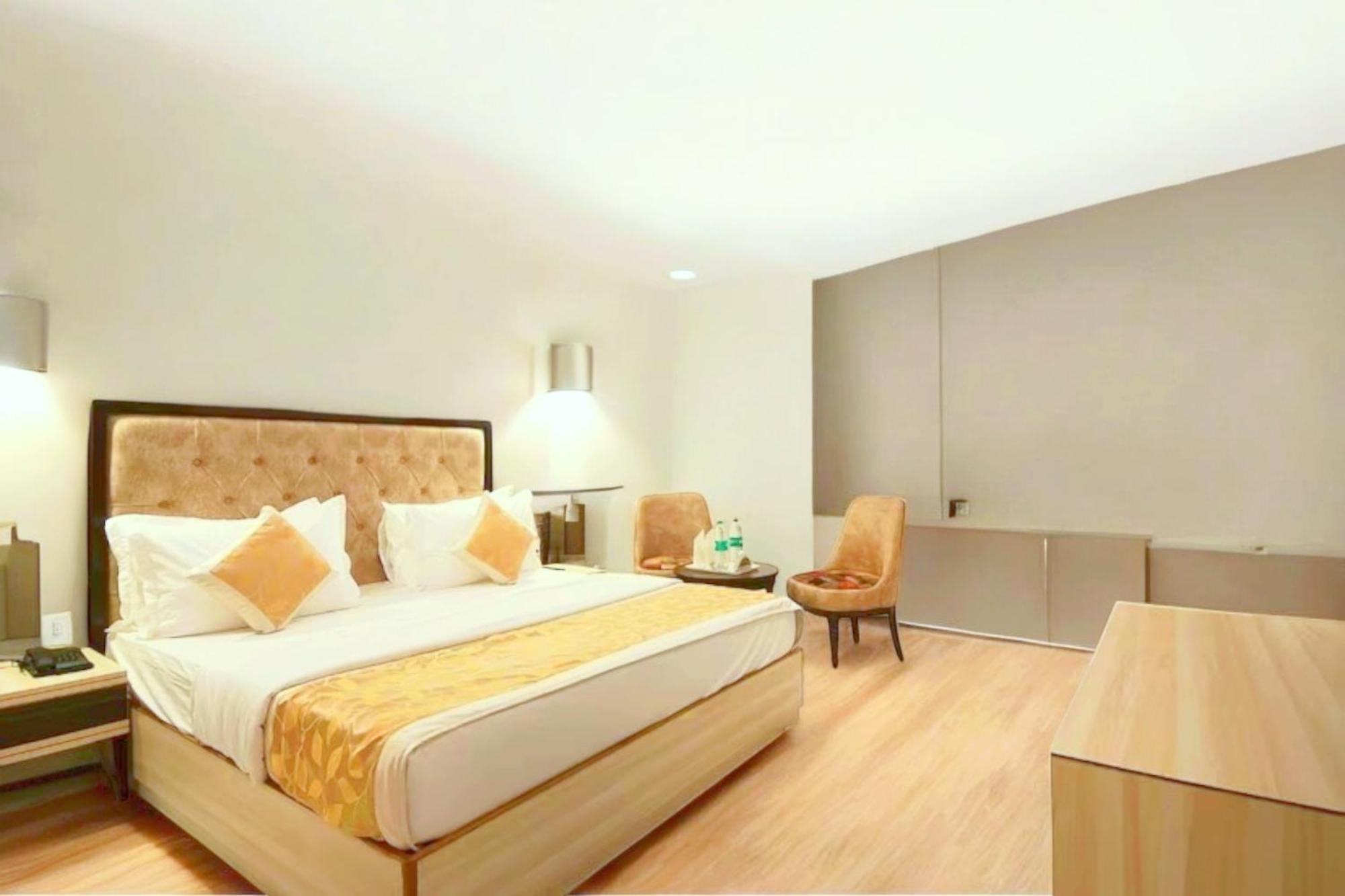 Hotel Almora Inn - Near By Delhi International Airport - With Free Airport Pickup And Drop Nowe Delhi Zewnętrze zdjęcie